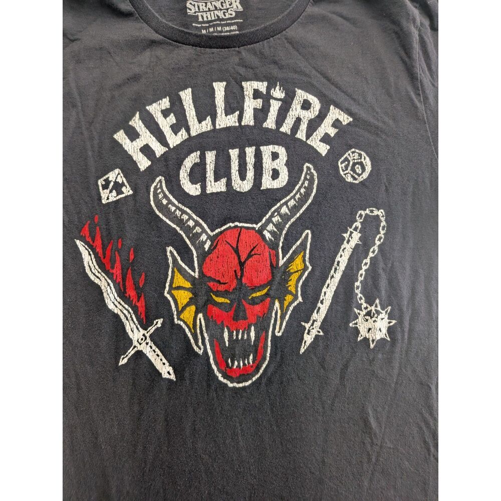 Stranger Things Hellfire Club T Shirt Men’s M Black Netflix Graphic Tee